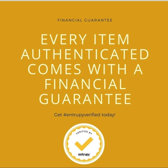 ⭐️SOLD⭐️Chanel Boy Flap Bag Quilted Velvet Small - Picture 15 of 15